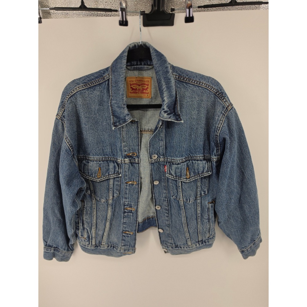 Levis Womens Trucker Jacket Medium Wash Denim Blue Button Up A1743-0046 Size S